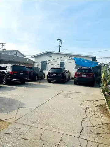 Kern, LOS ANGELES, CA 90022
