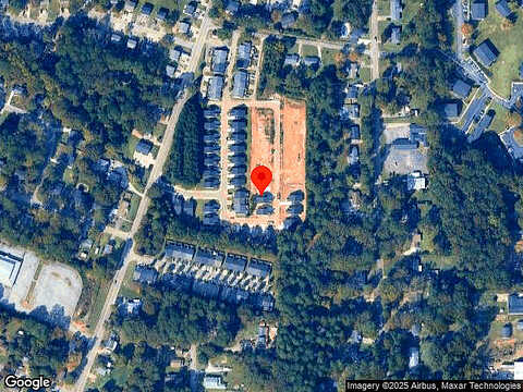 Lenox Cir, LaGrange, GA 30241