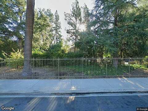 Carlson Circle, Canoga Park, CA 91303