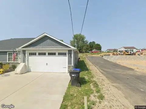 Barrington Ct, Monaca, PA 15061