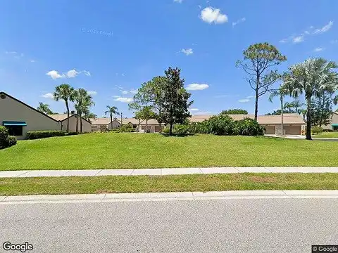 Clubside Dr #7651, Sarasota, FL 34243