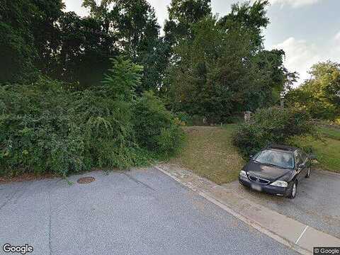 Talucci Dr, Downingtown, PA 19335