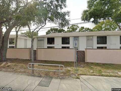 N Oak Drive, Tampa, FL 33611