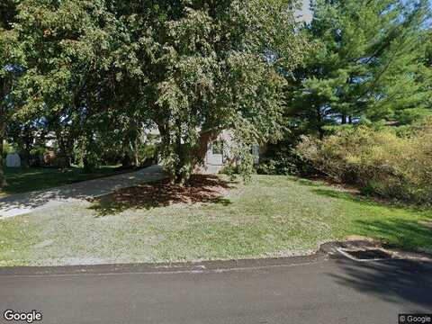 Colbaugh Dr, Trafford, PA 15085