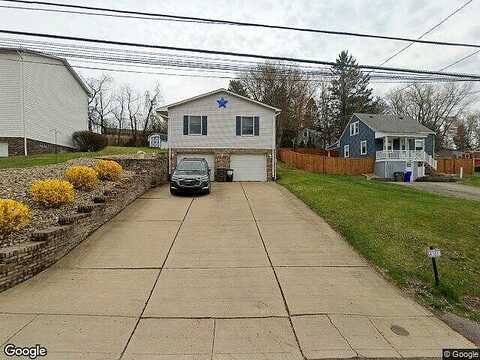 Green Oak Dr, Coraopolis, PA 15108