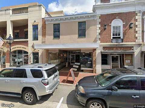 Caroline St, Fredericksburg, VA 22401