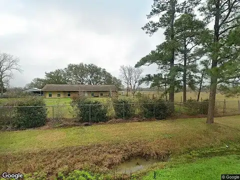 Kyber Crystal Dr, Alvin, TX 77511