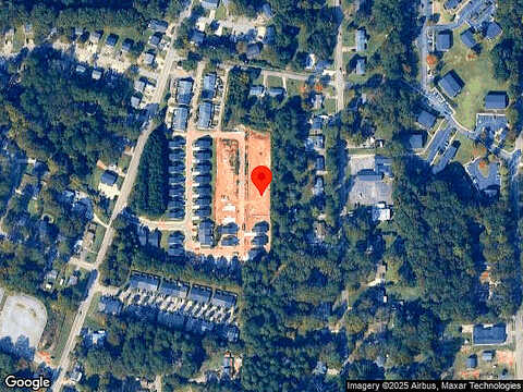 Lenox Cir, LaGrange, GA 30241