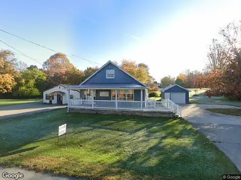 S Center Dr, New Stanton, PA 15672