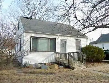 Easton, DES MOINES, IA 50317