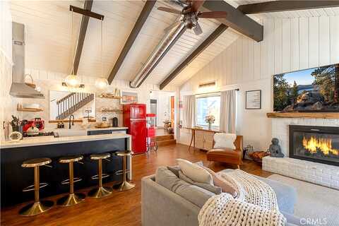Willow Landing, BIG BEAR LAKE, CA 92315