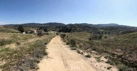 Elizabeth Lake Rd, Lake Hughes, CA 93532
