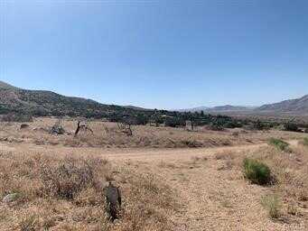 Emerald, Lucerne Valley, CA 92356