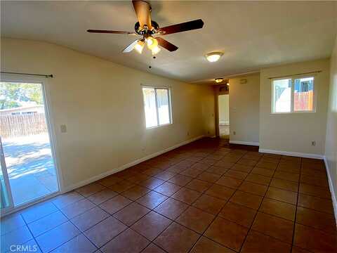 Avenue H13, LANCASTER, CA 93534