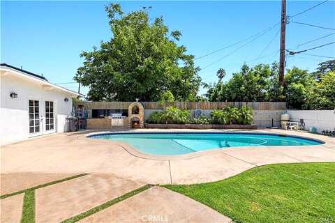 Mckeever, GRANADA HILLS, CA 91344