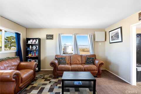 Avenue D8, LANCASTER, CA 93536