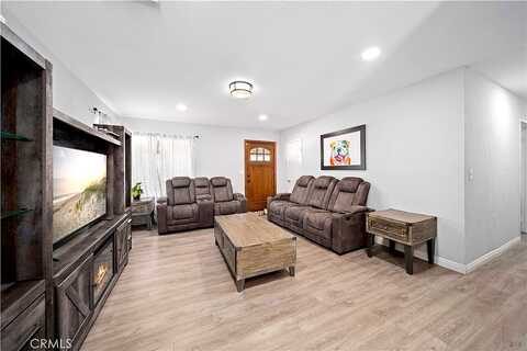 Avenue S12, LITTLEROCK, CA 93543