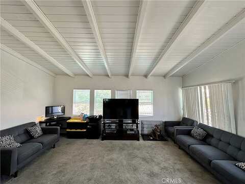 Walnut, SIGNAL HILL, CA 90755