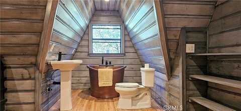 Scenic, CRESTLINE, CA 92325