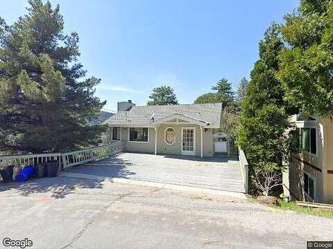 Delle, CRESTLINE, CA 92325