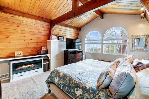 St Bernard, LAKE ARROWHEAD, CA 92352