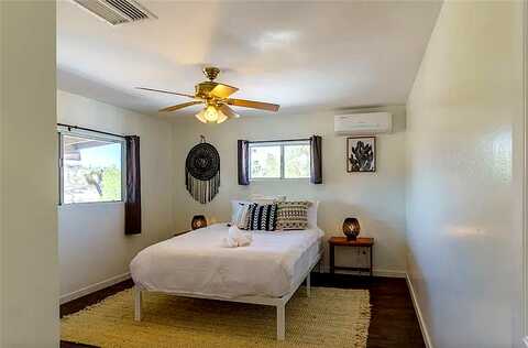 Sun Via, YUCCA VALLEY, CA 92284