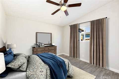 Rose Ellen, TWENTYNINE PALMS, CA 92277