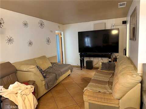 Broadway, BARSTOW, CA 92311