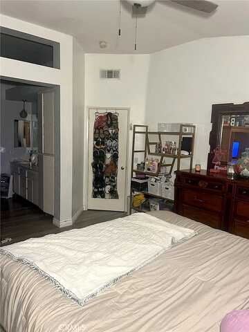 Ventura, HESPERIA, CA 92344
