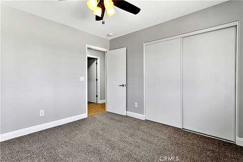 Hemlock, HESPERIA, CA 92345