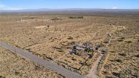 Avenue Y, LLANO, CA 93544