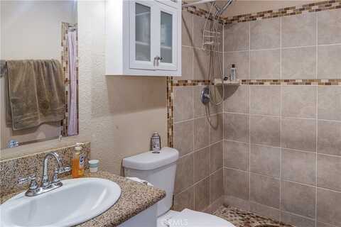 Crofton, HELENDALE, CA 92342