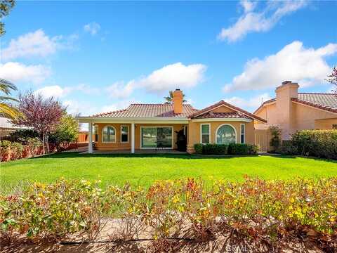 Shady Elm, HELENDALE, CA 92342