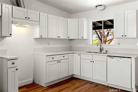Rocksprings, HESPERIA, CA 92345