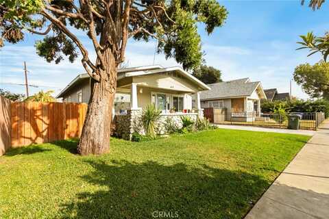 Center, POMONA, CA 91768