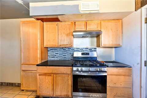 Linda, BARSTOW, CA 92311
