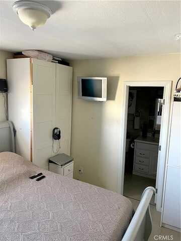 Wilshire, BARSTOW, CA 92311
