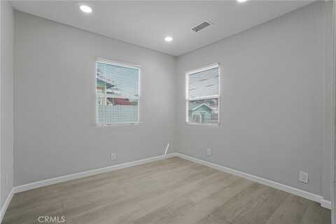 Chester, INGLEWOOD, CA 90302
