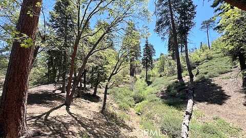 Cedar Pines, GREEN VALLEY LAKE, CA 92341