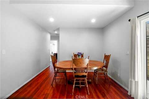 Hunnewell, SYLMAR, CA 91342