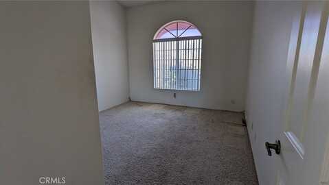 Oakmount, DESERT HOT SPRINGS, CA 92240