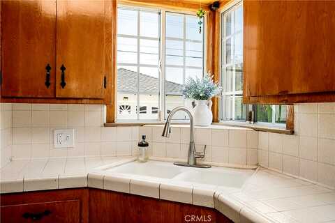 Whitney, EL MONTE, CA 91731