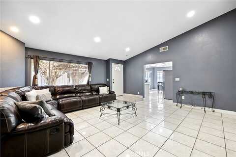 Muir, POMONA, CA 91766