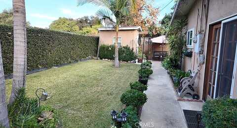 Hanks, AZUSA, CA 91702