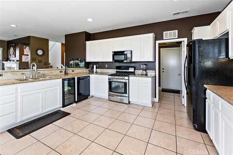 Camino Del Rey, MORENO VALLEY, CA 92551