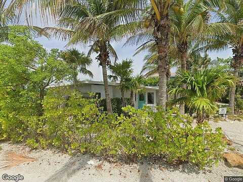 77Th, HOLMES BEACH, FL 34217
