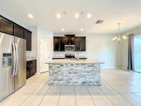 Limerick, GRAND ISLAND, FL 32735