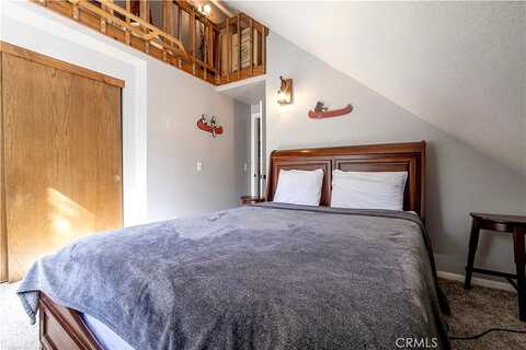 Summit, BIG BEAR LAKE, CA 92315