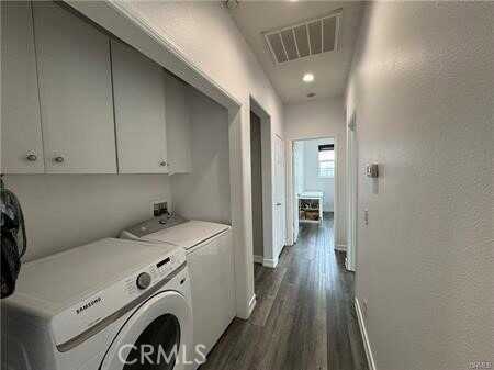 Abelia, IRVINE, CA 92606