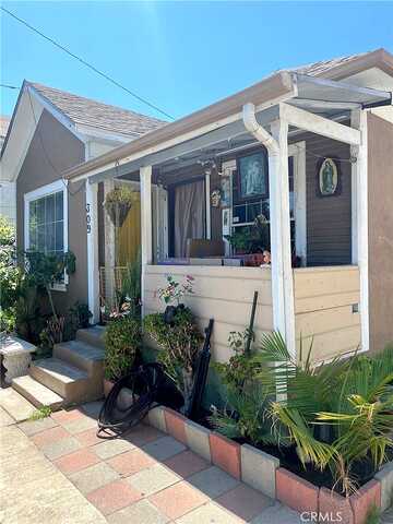 Willowbrook, COMPTON, CA 90220